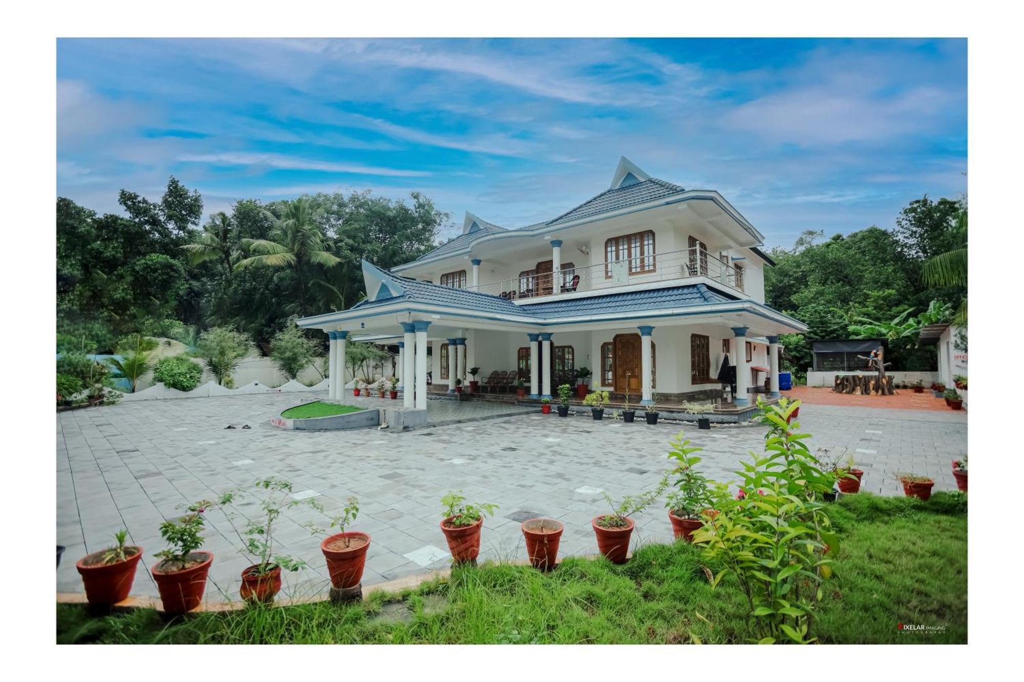 Tāmarakulam Gilead Holliday酒店 外观 照片